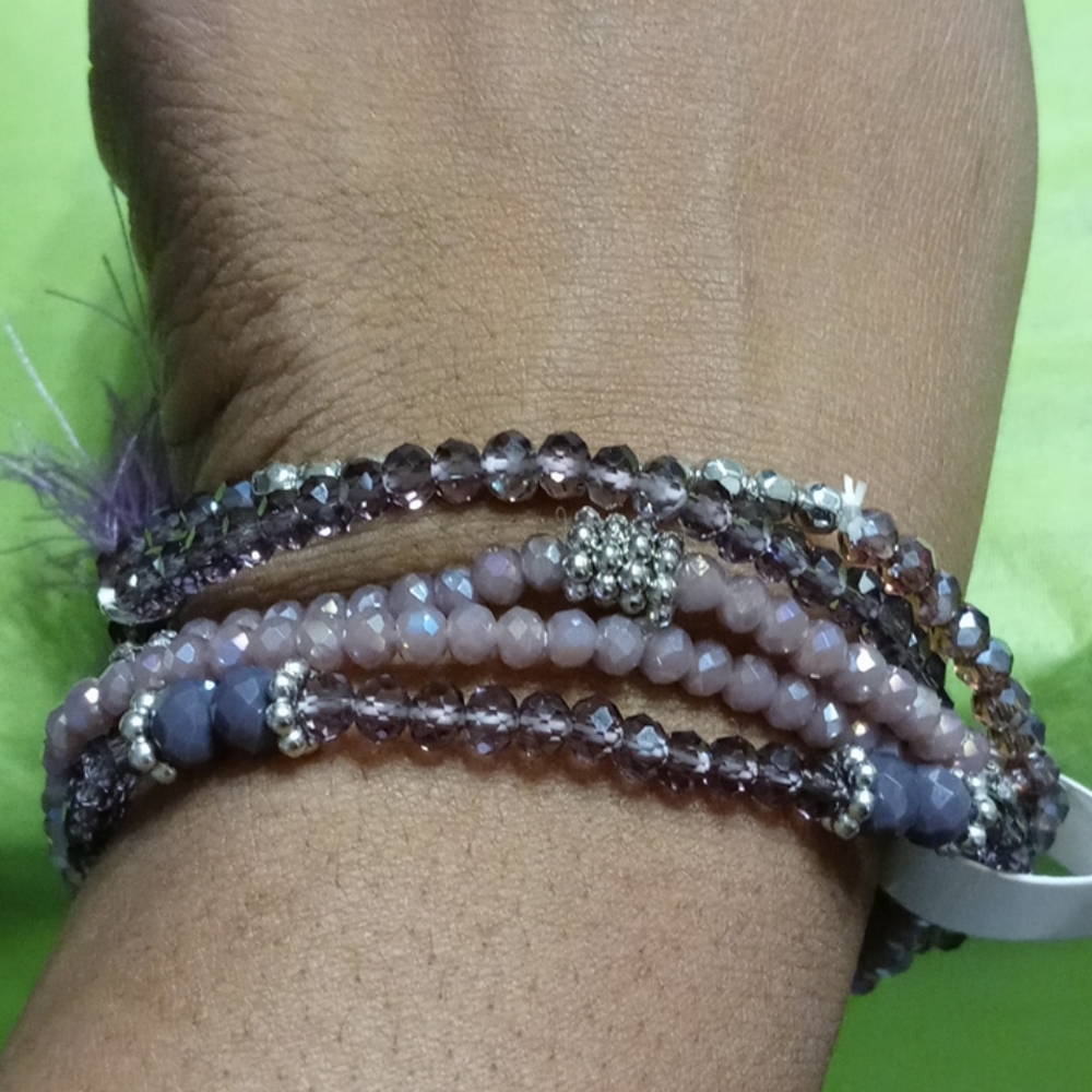Jewelry - Picture 3 of 3
